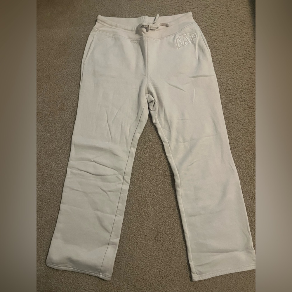 GAP Off-White Lounge Pants
